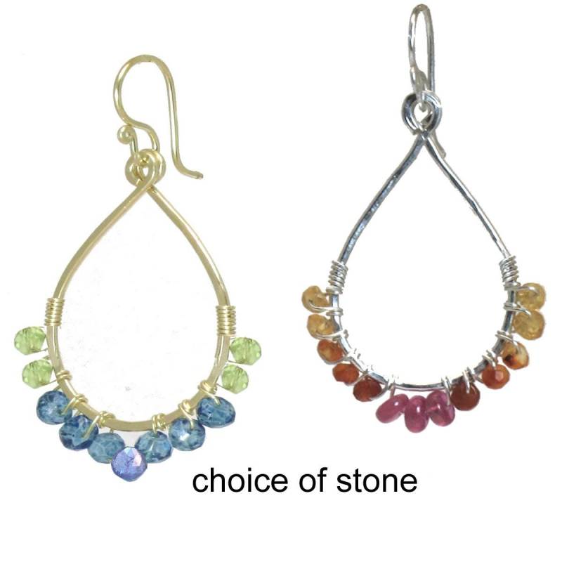 Wahl Der Edelsteine Auf Gehämmerten Tropfen Aphrodite 33 Gefasst von CalicoJunoJewelry