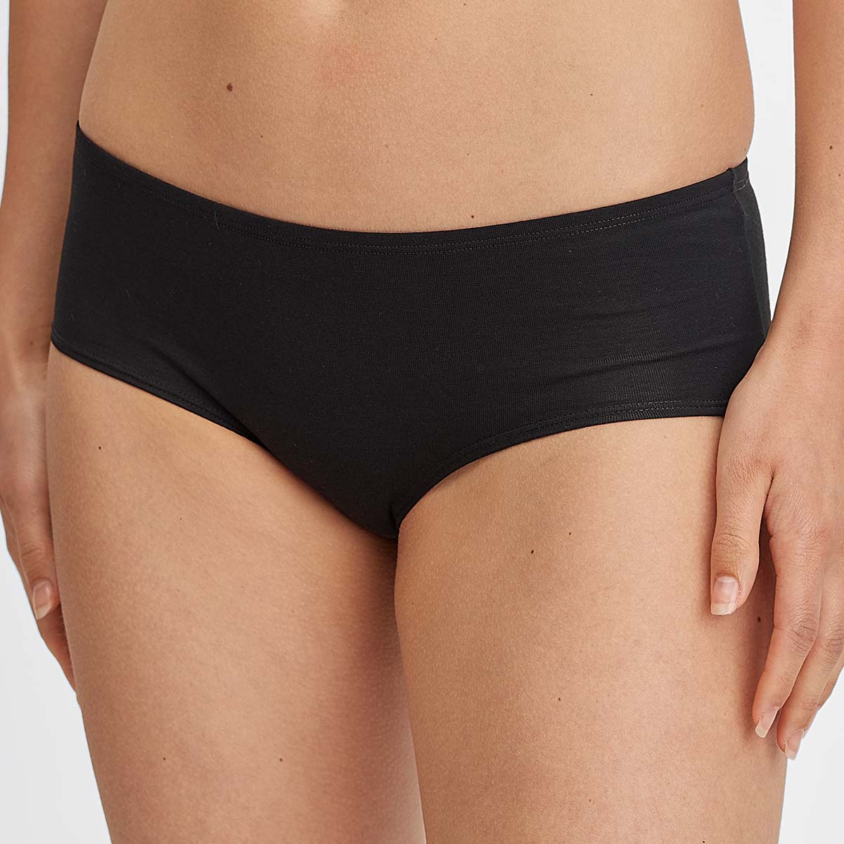 Calida Essential Cotton Hipster Slip, Schwarz, Größe: XS, Damen Calida Essential Cotton Hipster Slip, Schwarz, Größe: XS, Damen von Calida