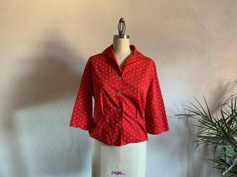 1930Er Jahre Perfekt Maßgeschneiderte Sportbluse. Reid & Von Faye Robin. - Mittel von Calligramme