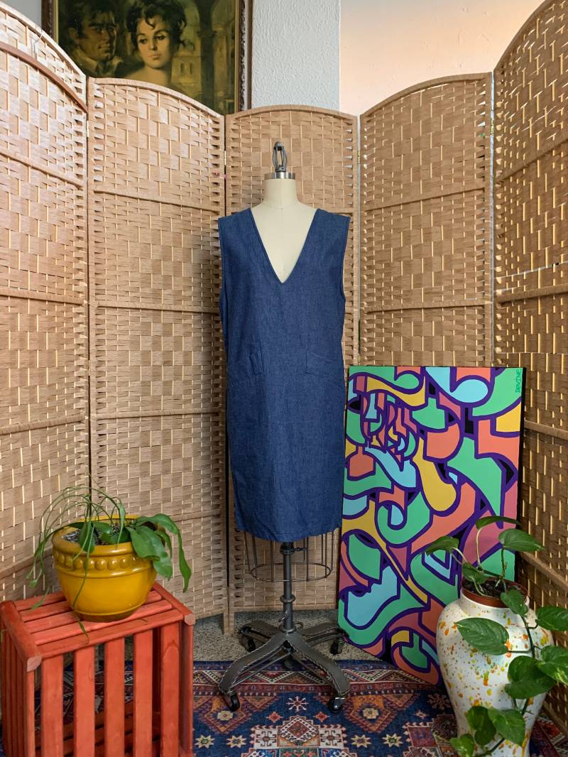 1990Er Jahre Denim Sport Kleid. Mark Fore Strike Neu Mit Etikett. - Medium/Large von Calligramme