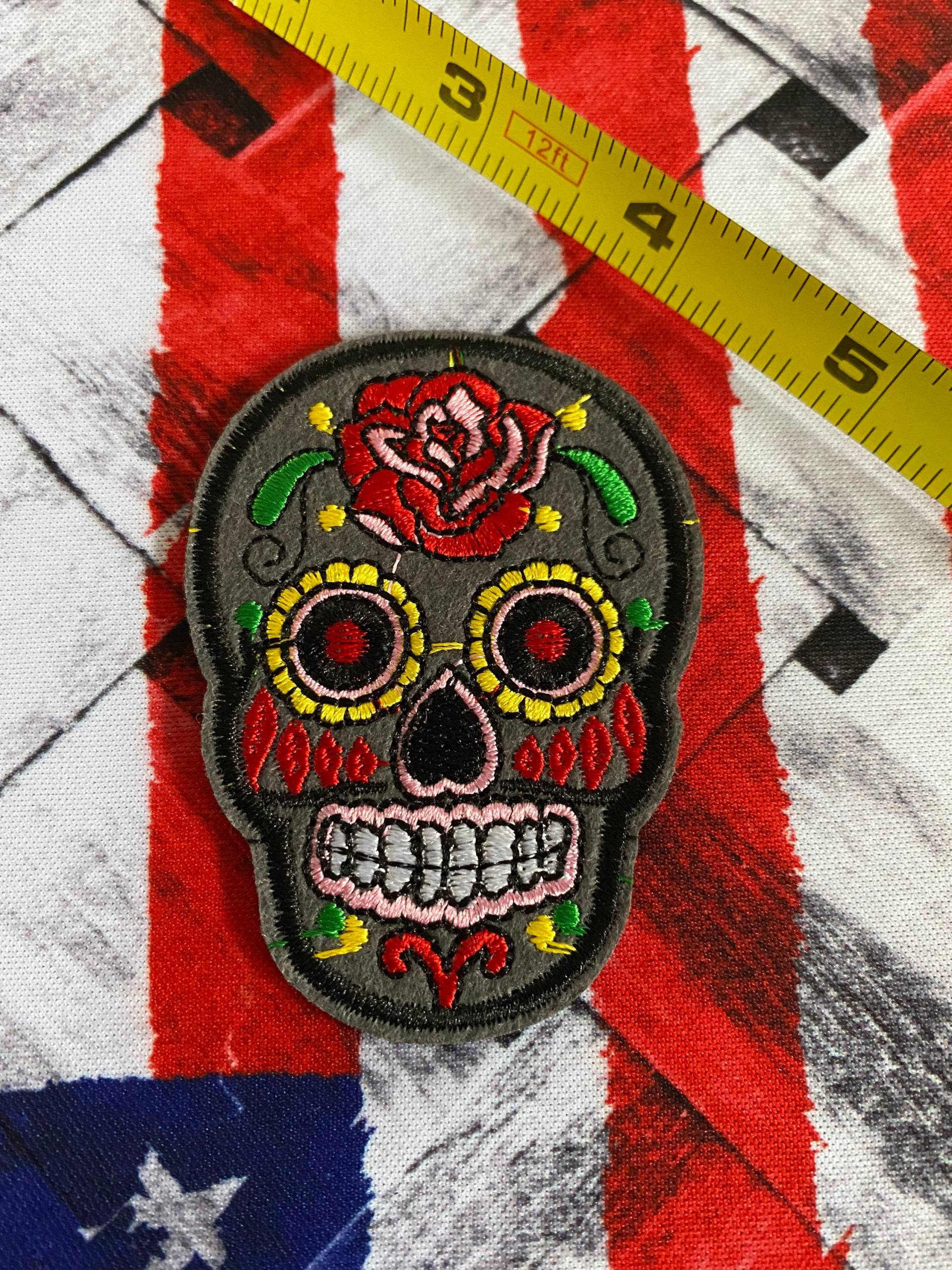 Bügel Patch Bestickter Aufnäher Custom - Tücher Punk Vintage 1x Candy Skull von CallumKingWorkshop