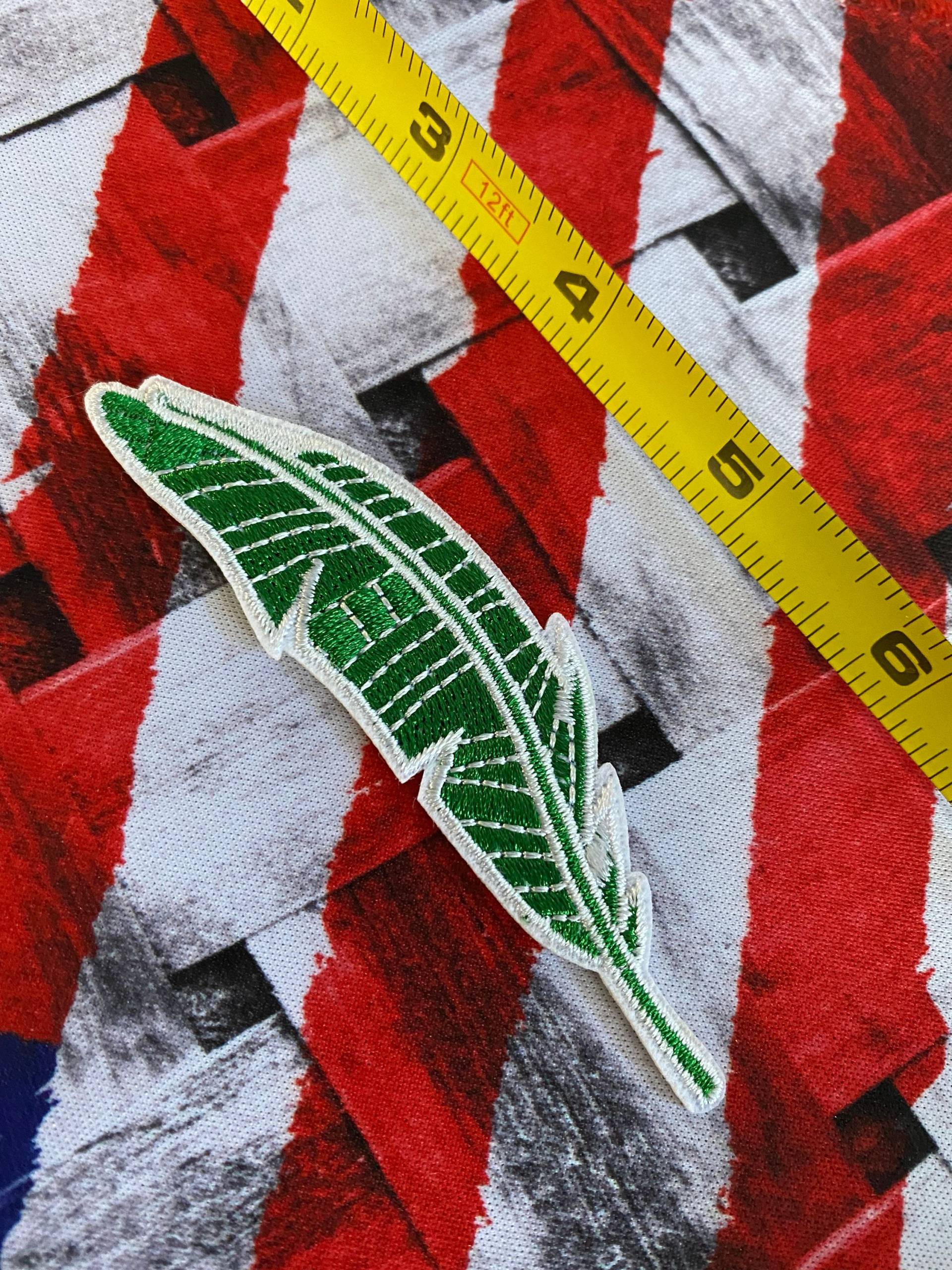 Bügel Patch Bestickter Aufnäher Custom - Tücher Punk Vintage 1x Green Leaf von CallumKingWorkshop