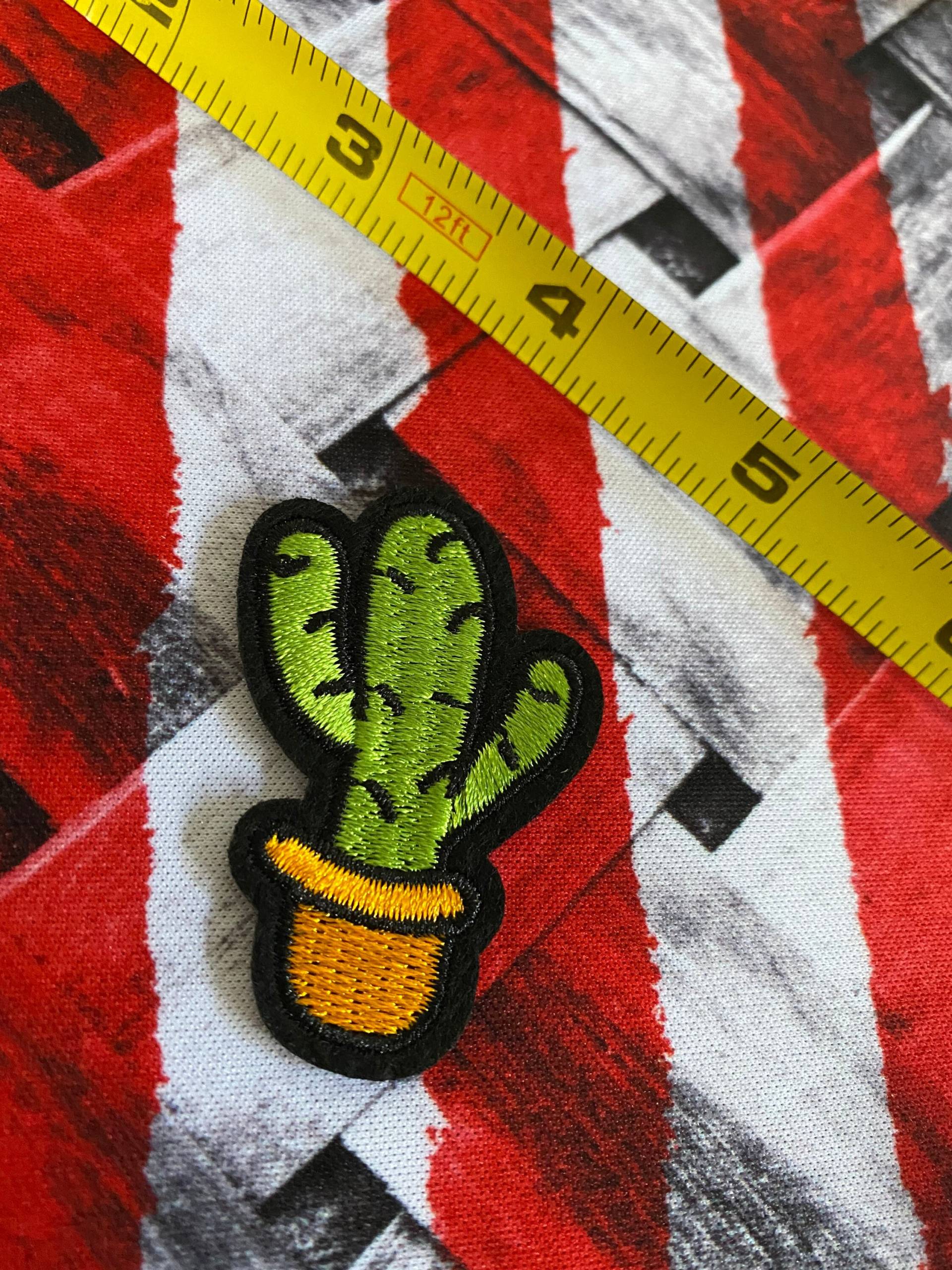 Tiny Iron On Patch Bestickter Aufnäher Custom - Tücher Punk Vintage 1x Kaktus von CallumKingWorkshop