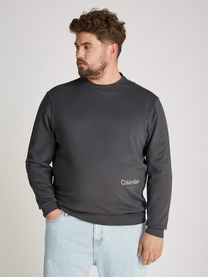 Calvin Klein Big&Tall Sweatshirt BT_OFF PLACEMENT LOGO SWEATSHIRT in großen Größen mit Logoschriftzug von Calvin Klein Big&Tall