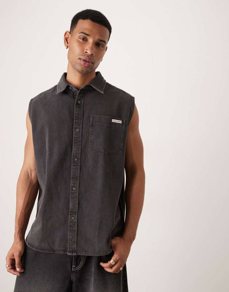 Calvin Klein Jeans - Ärmelloses Jeanshemd in Schwarz von Calvin Klein Jeans