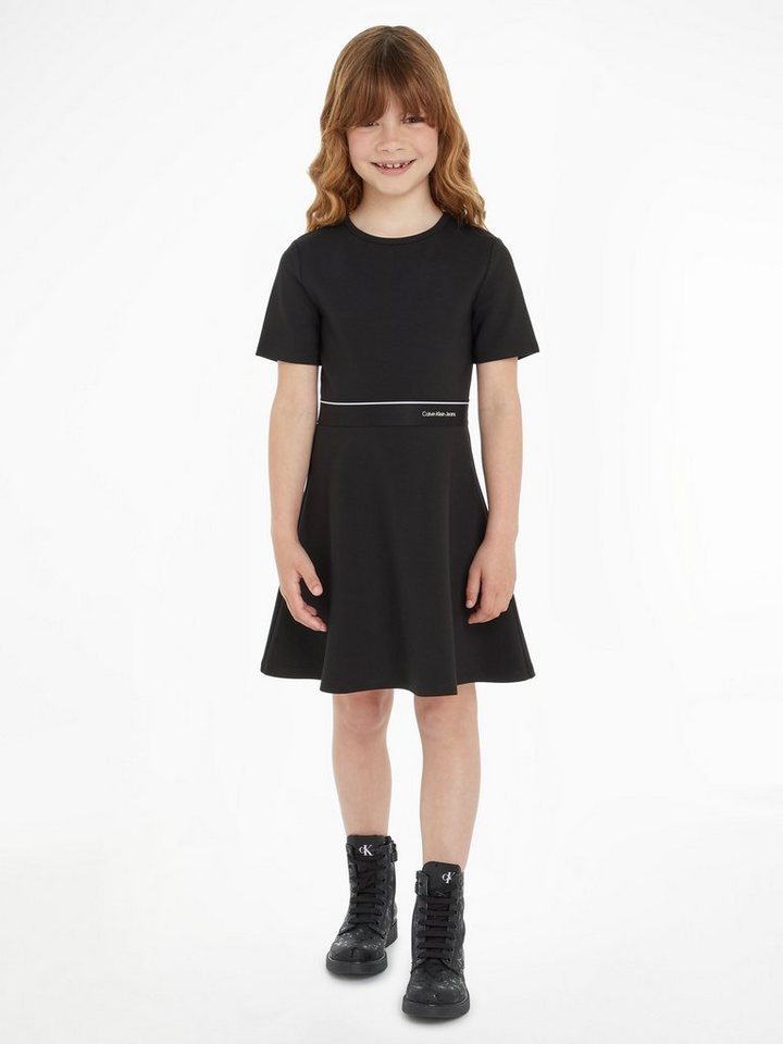 Calvin Klein Jeans Blusenkleid PUNTO LOGO TAPE SS DRESS für Kinder bis 16 Jahre von Calvin Klein Jeans