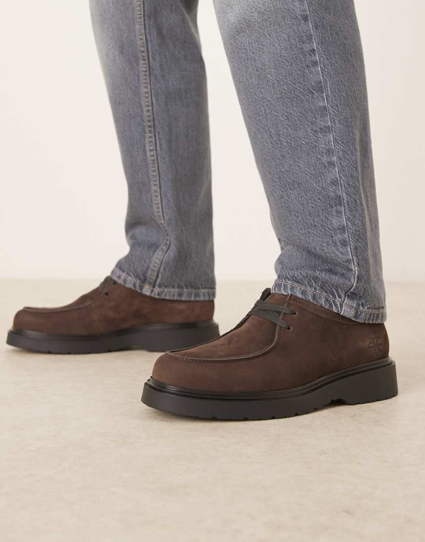 Calvin Klein Jeans - Combat - Schuhe zum Schnüren aus Wildleder in Schokobraun-Brown von Calvin Klein Jeans