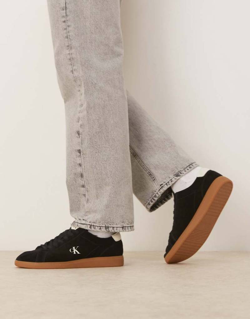 Calvin Klein Jeans - Cupsole-Sneaker aus Canvas in Schwarz mit dicker Sohle von Calvin Klein Jeans