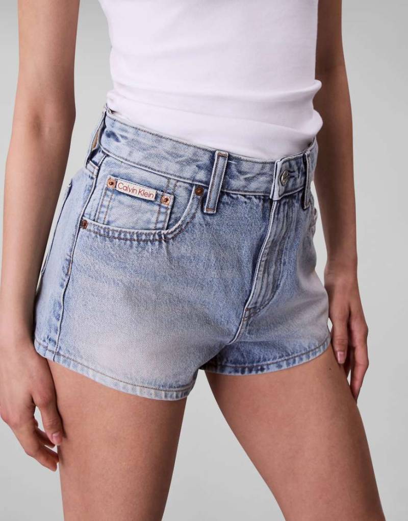 Calvin Klein Jeans - Denim-Hotpants in heller Waschung-Blau von Calvin Klein Jeans