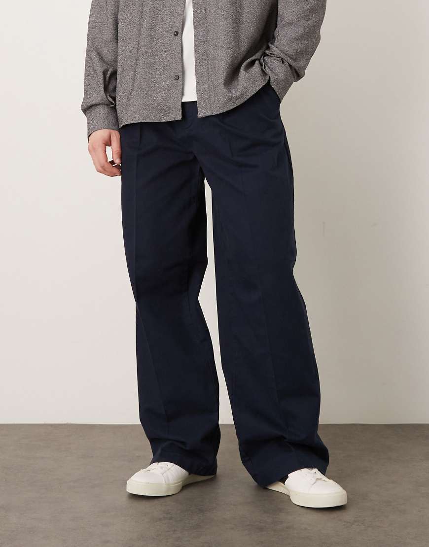 Calvin Klein Jeans - Gerade geschnittene Chinohose im 90er-Stil in Marineblau von Calvin Klein Jeans