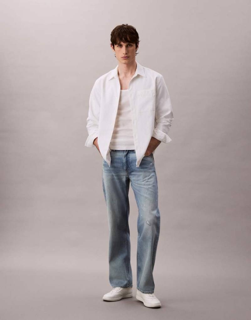 Calvin Klein Jeans - Gerade geschnittene Jeans im 90er-Stil in heller Waschung-Blau von Calvin Klein Jeans