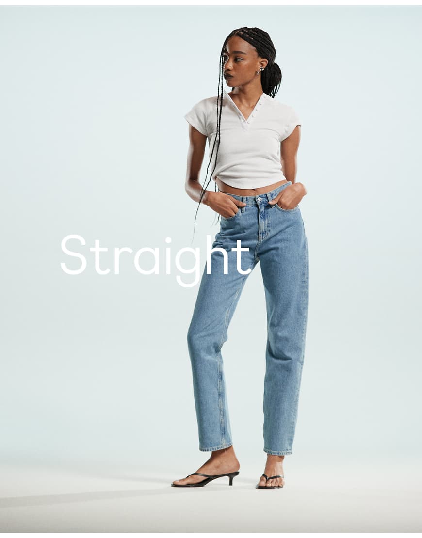 Calvin Klein Jeans - Gerade geschnittene Jeans mit hohem Bund in mittlerer Waschung-Blau Calvin Klein Jeans - Gerade geschnittene Jeans mit hohem Bund in mittlerer Waschung-Blau von Calvin Klein Jeans