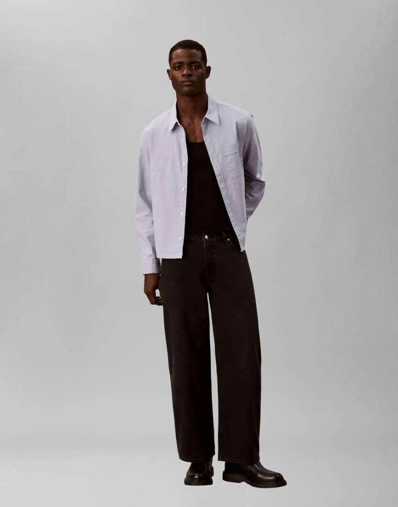 Calvin Klein Jeans - Jeans in Schwarz mit abgerundetem Beinschnitt von Calvin Klein Jeans