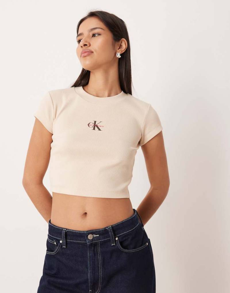 Calvin Klein Jeans - Knappes T-Shirt in Beige mit Monogramm-Logo-Neutral von Calvin Klein Jeans