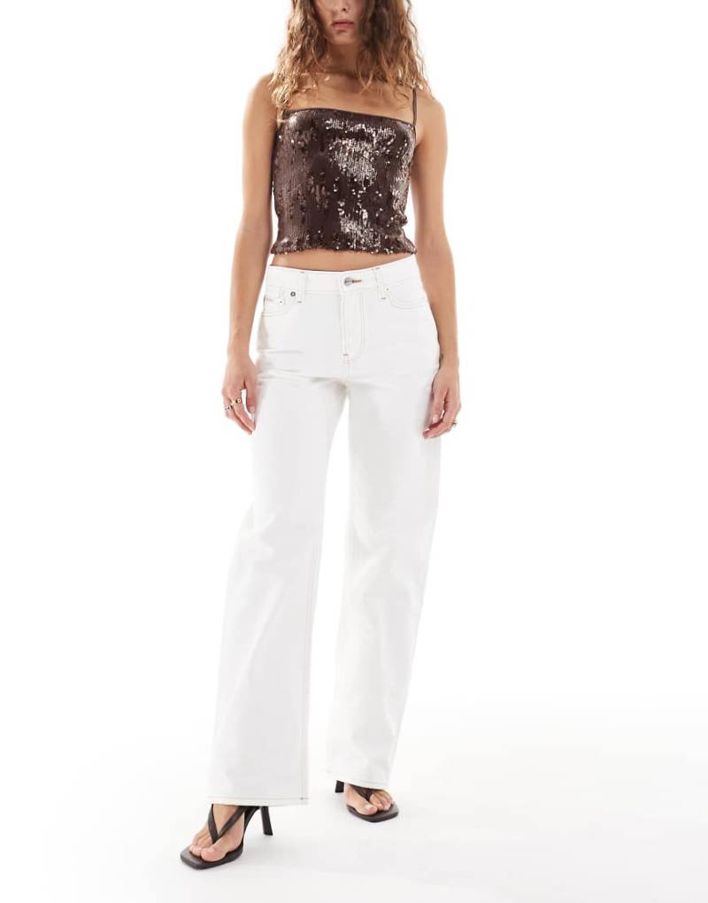 Calvin Klein Jeans - Kultige Straight Jeans im 90er-Stil in weißer Waschung von Calvin Klein Jeans