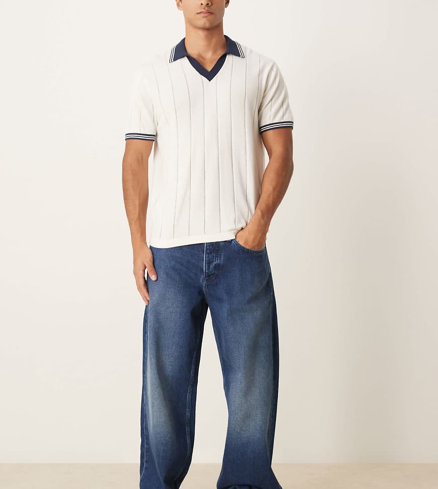 Calvin Klein Jeans - Locker geschnittene 90er-Jeans in mittelblauer Waschung, exklusiv bei ASOS-Schwarz von Calvin Klein Jeans