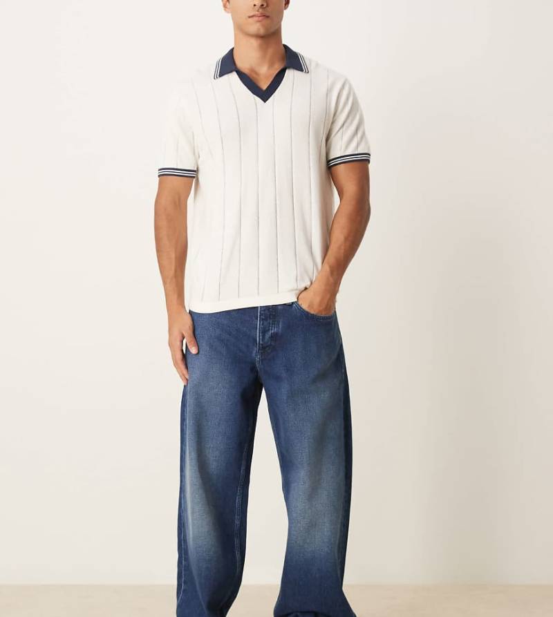 Calvin Klein Jeans - Locker geschnittene 90er-Jeans in mittelblauer Waschung, exklusiv bei ASOS-Schwarz von Calvin Klein Jeans