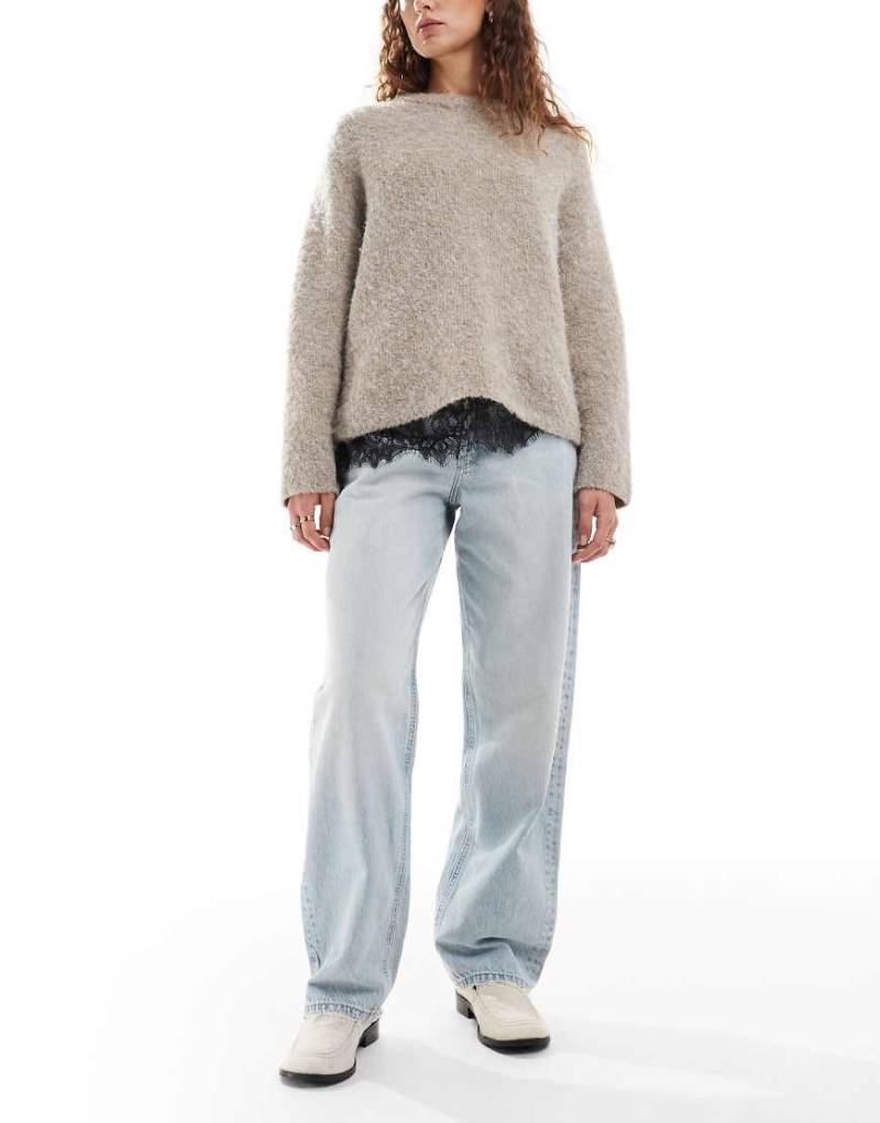 Calvin Klein Jeans - Locker geschnittene Jeans im 90er-Stil in blauer Waschung von Calvin Klein Jeans