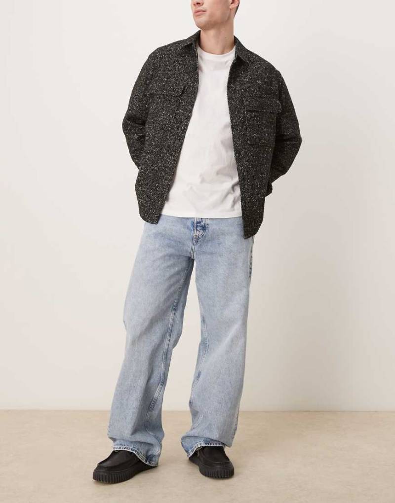 Calvin Klein Jeans - Locker geschnittene Jeans in heller Waschung im Stil der 90er-Blau von Calvin Klein Jeans