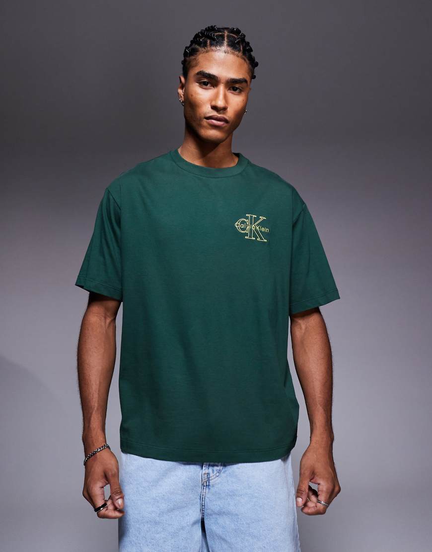 Calvin Klein Jeans - Outline Monologo - T-Shirt in Tanngrün von Calvin Klein Jeans
