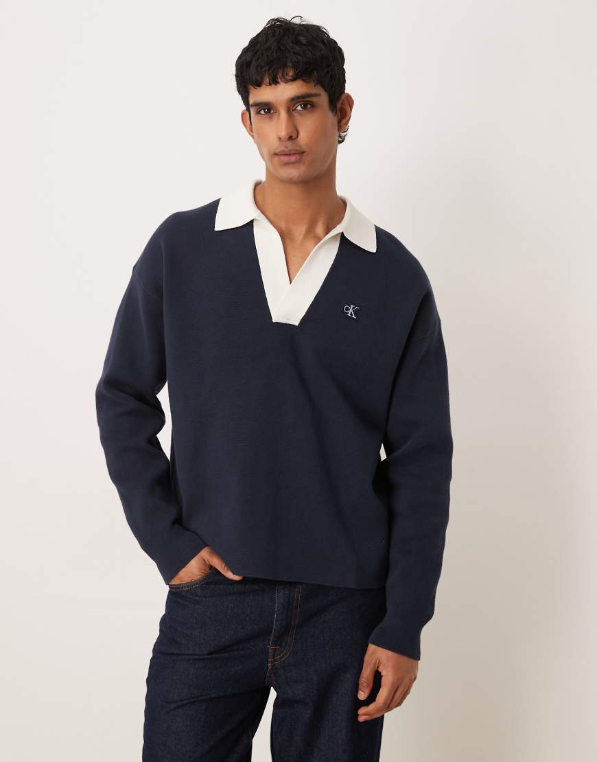 Calvin Klein Jeans - Pullover in Marineblau mit großem Kragen von Calvin Klein Jeans