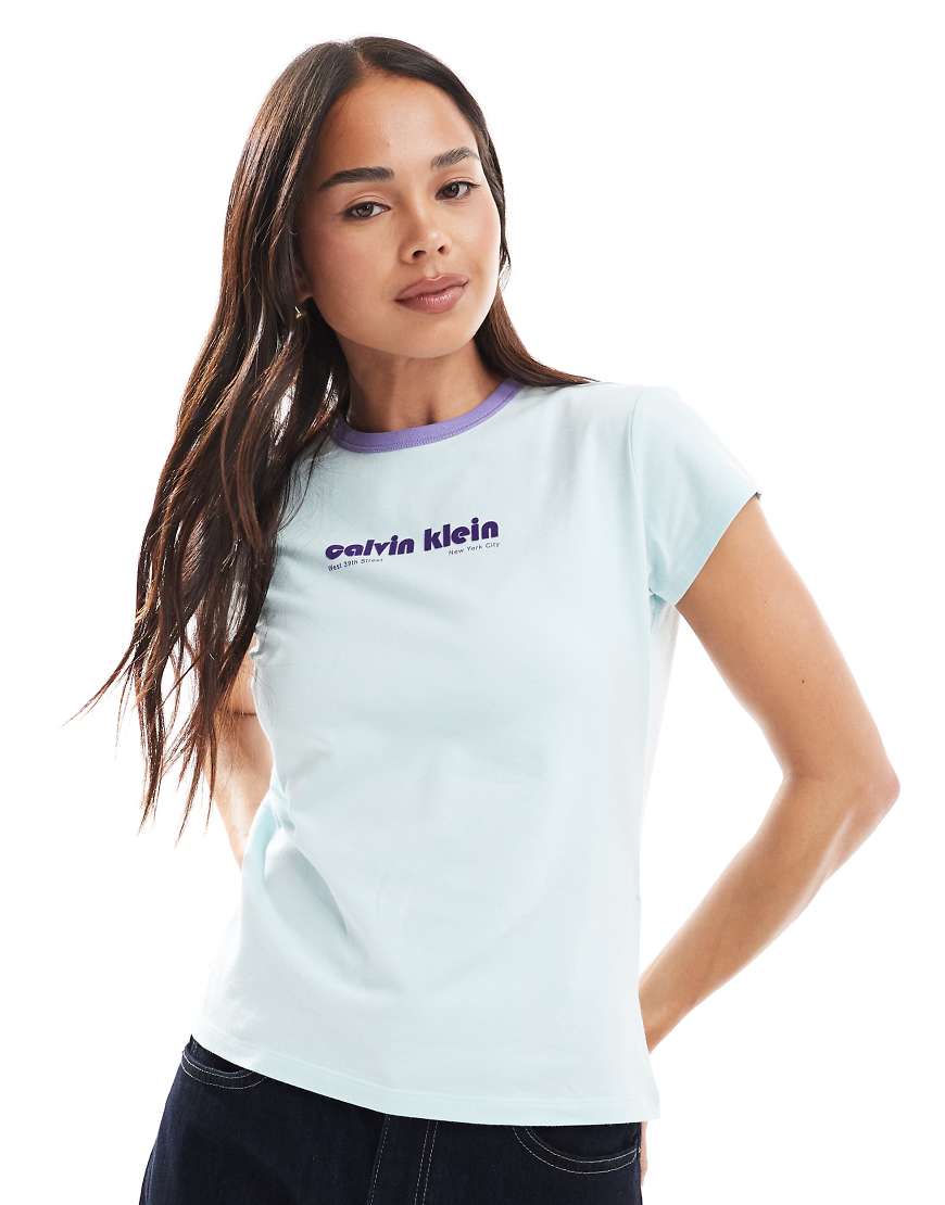 Calvin Klein Jeans - Ringer - T-Shirt in Babyblau und Lila mit Logo von Calvin Klein Jeans