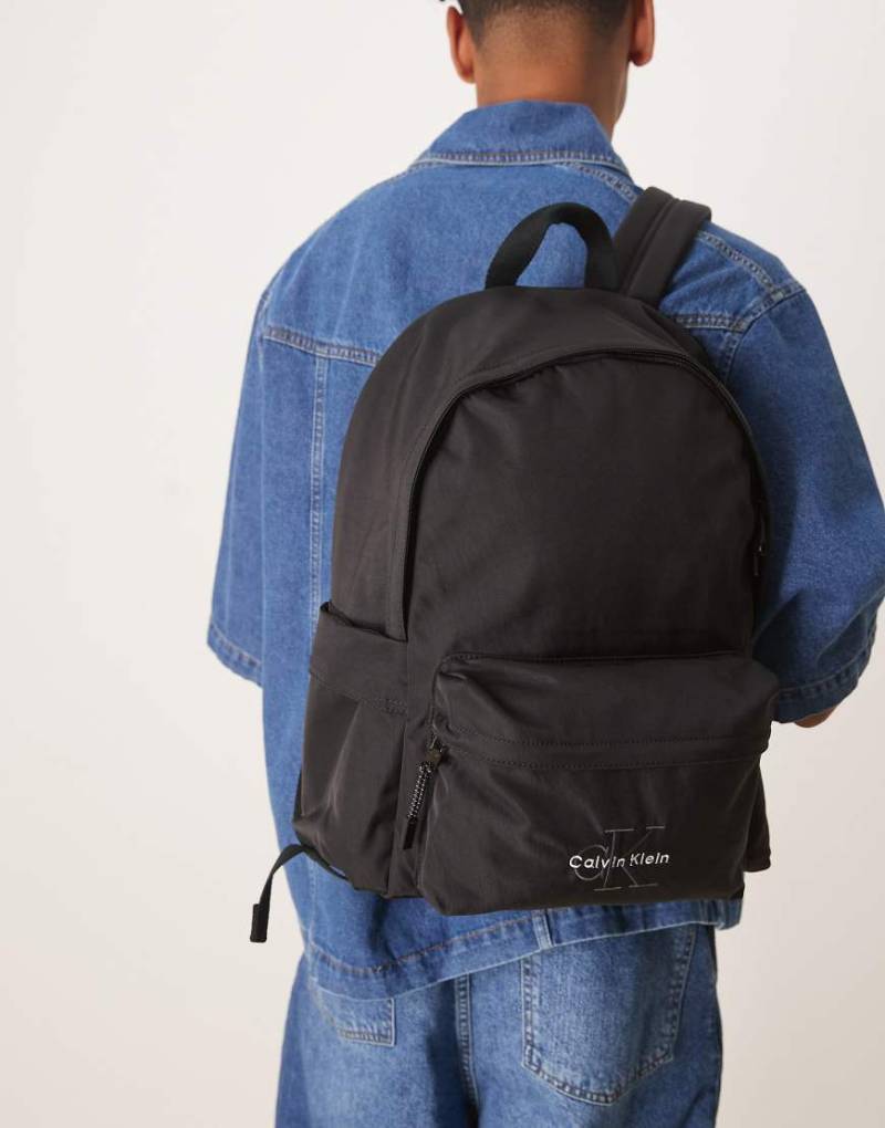 Calvin Klein Jeans - Rucksack in Schwarz mit Logo-Bunt von Calvin Klein Jeans