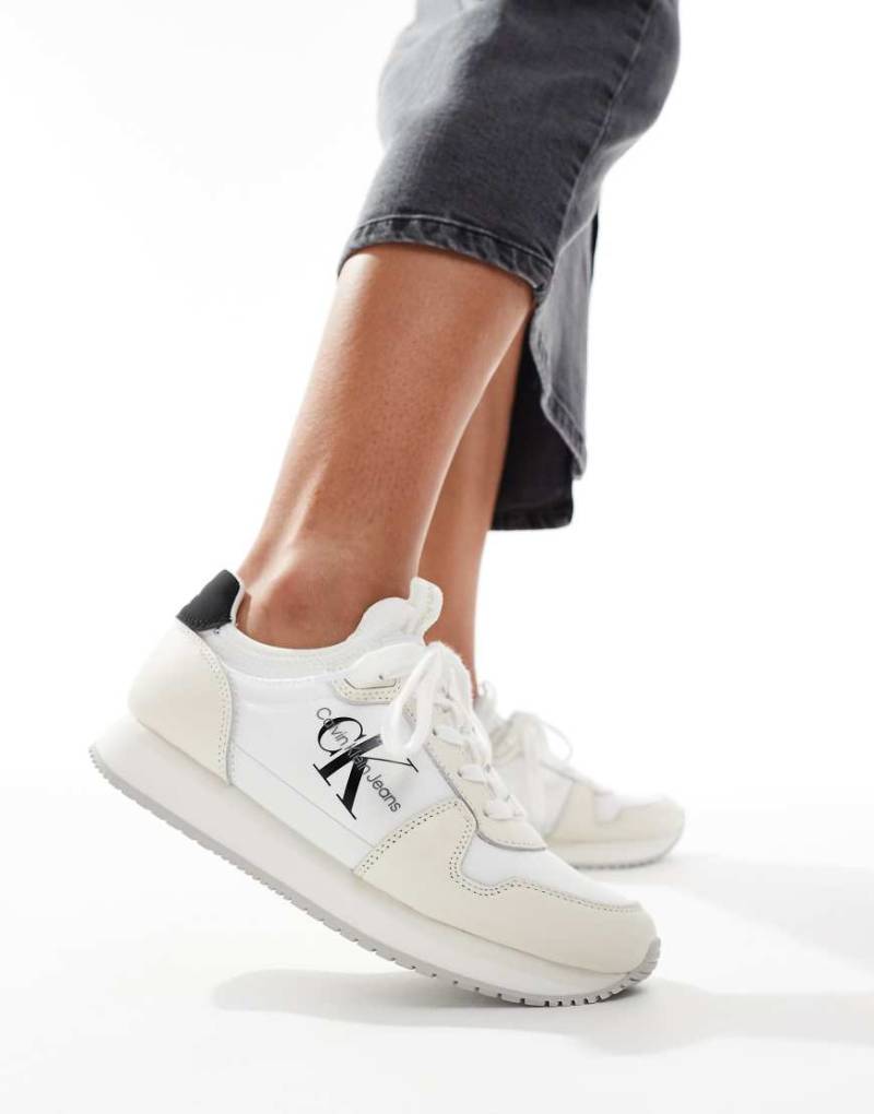 Calvin Klein Jeans - Runner-Sneaker in Weiß mit Logo in Schwarz von Calvin Klein Jeans