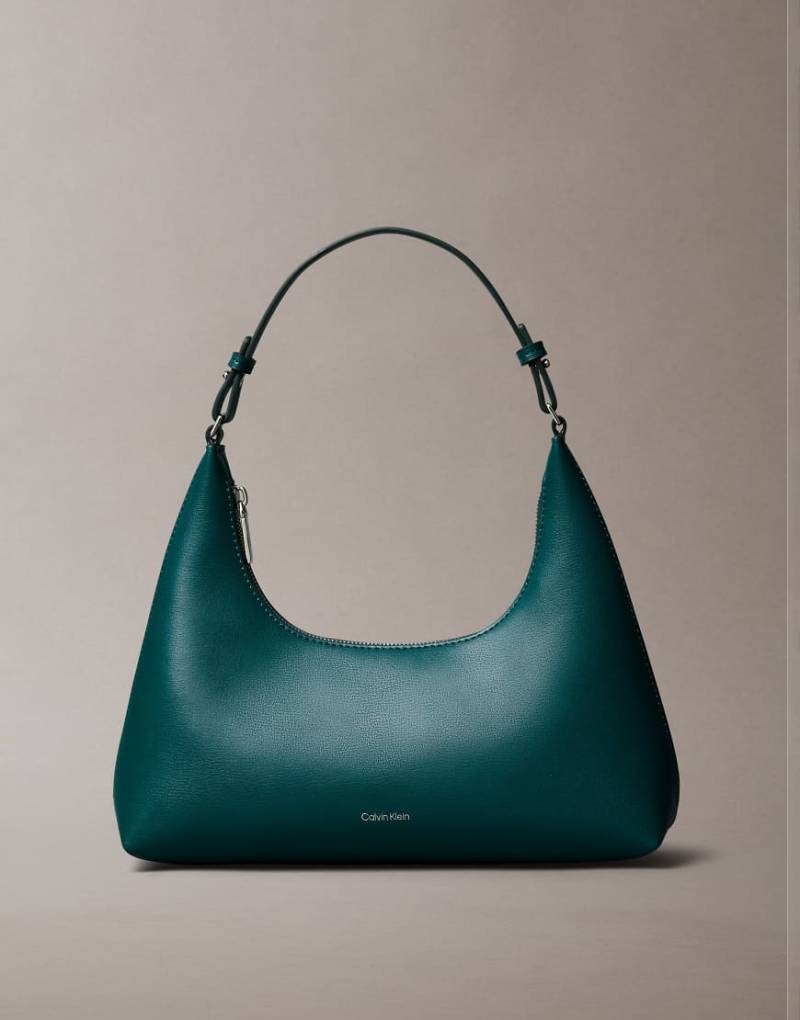 Calvin Klein Jeans - Schultertasche in Grün mit Folien-Logo von Calvin Klein Jeans