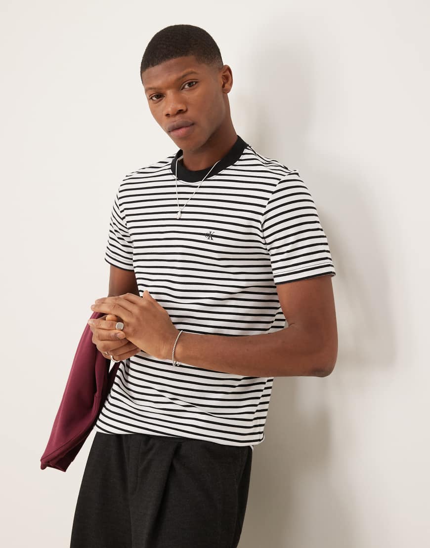 Calvin Klein Jeans - Schweres, hochwertiges T-Shirt mit weißen und schwarzen Streifen-Bunt von Calvin Klein Jeans