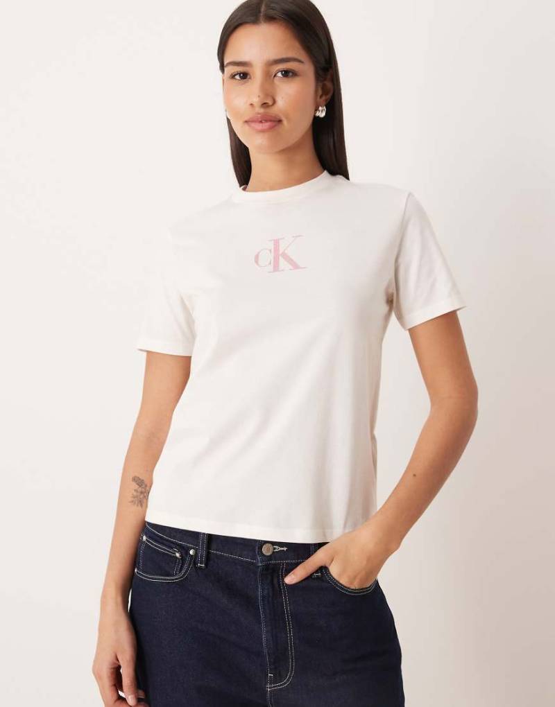 Calvin Klein Jeans - Slim-Fit-T-Shirt in Weiß mit Monogramm-Logo in Metallic von Calvin Klein Jeans