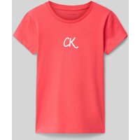 Calvin Klein Jeans Slim Fit T-Shirt mit Logo-Print und Rundhalsausschnitt in Fuchsia, Größe 176 von Calvin Klein Jeans