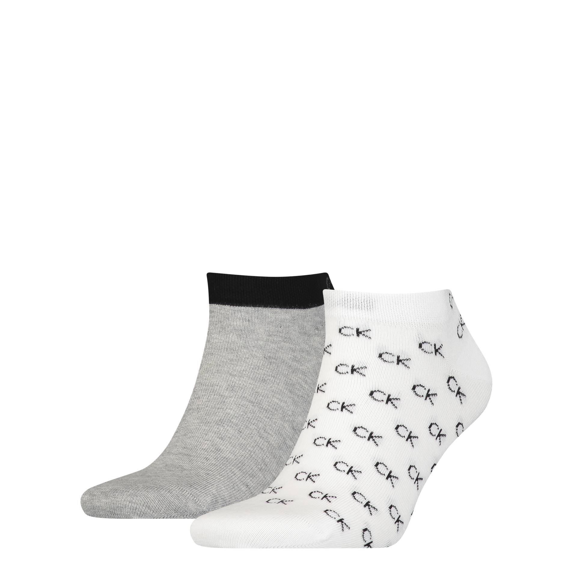 Calvin Klein Jeans Sneakersocken "CK MEN SNEAKER 2P ALL OVER LOGO" 2 Paar, 1x uni, 1x allover Logo mit kleinem Rippenbündchen von Calvin Klein Jeans