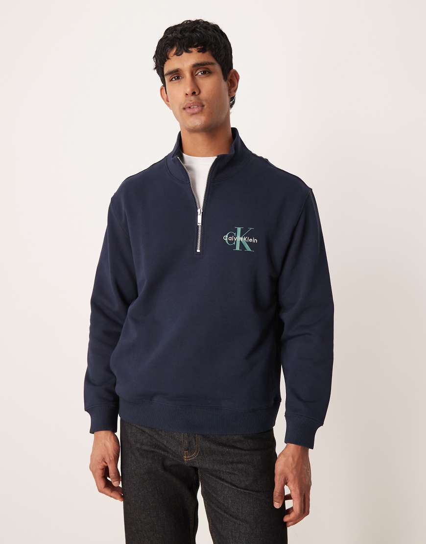 Calvin Klein Jeans - Sweatshirt in Marineblau mit kurzem Reißverschluss und Monogramm-Logo von Calvin Klein Jeans