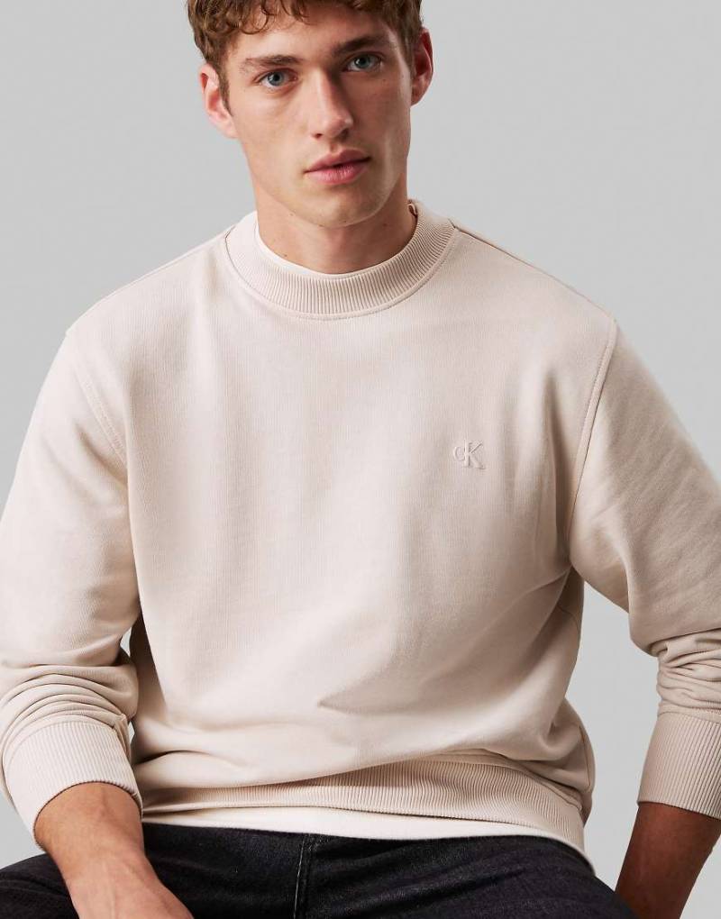 Calvin Klein Jeans - Sweatshirt in Mondlicht mit rückseitigem Logo-Weiß von Calvin Klein Jeans
