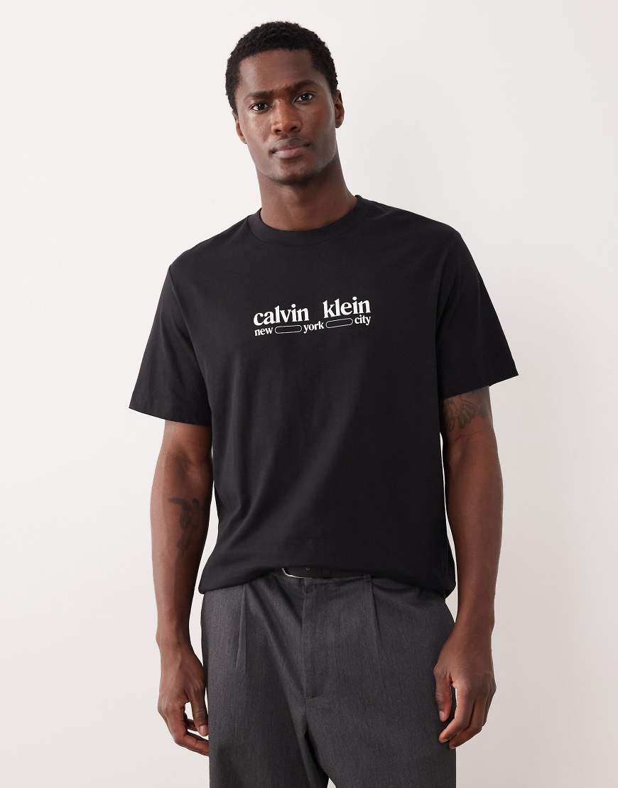Calvin Klein Jeans - T-Shirt in Schwarz mit NYC-Grafikprint auf der Brust von Calvin Klein Jeans