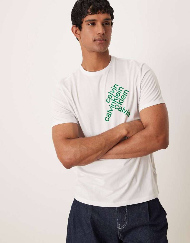 Calvin Klein Jeans - T-Shirt in Weiß mit abstraktem Logo-Grafikprint in Grün von Calvin Klein Jeans