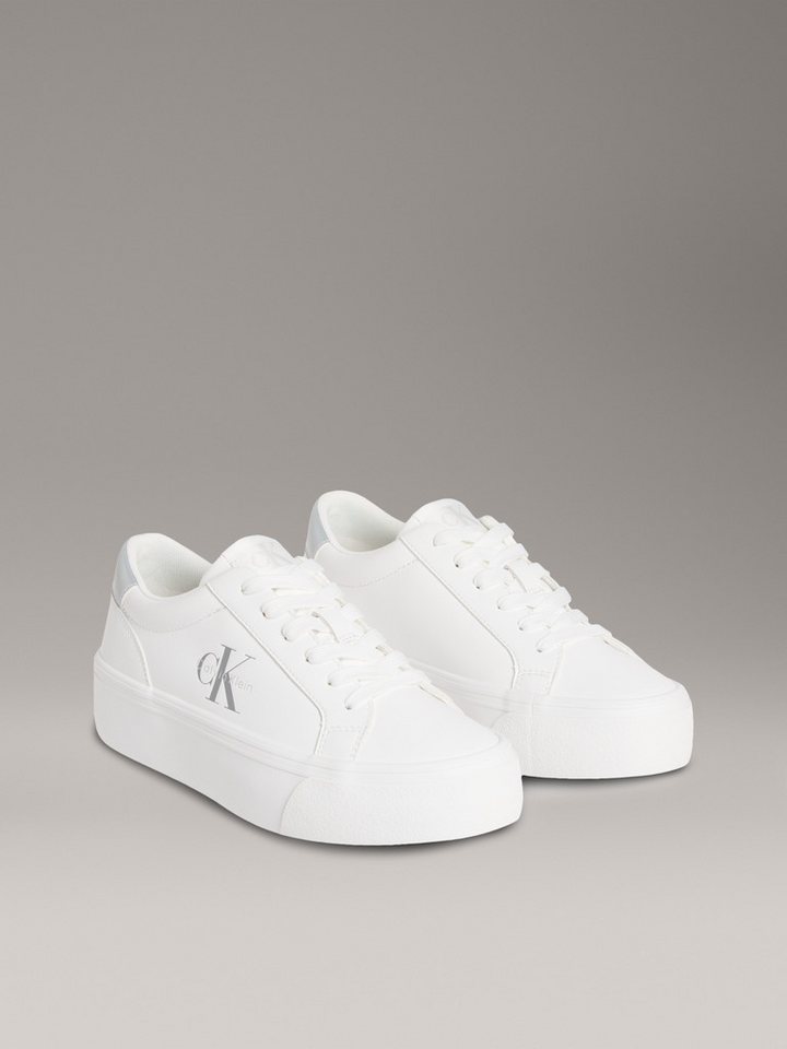 Calvin Klein Jeans VULC FLATF LTH SILVER LOGO TAG Plateausneaker Halbschuh, Schnürschuh, Freizeitsneaker mit Logo von Calvin Klein Jeans