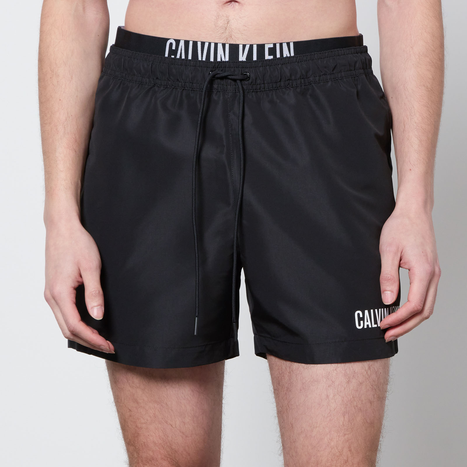 Calvin Klein Swimwear Intense Power Shell Swim Shorts - L von Calvin Klein Swimwear