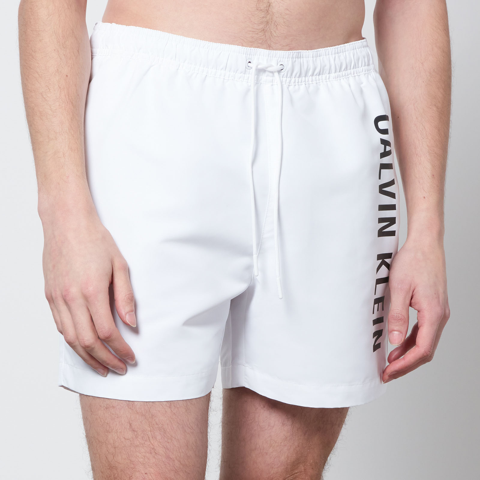 Calvin Klein Swimwear Intense Power Shell Swim Shorts - L von Calvin Klein Swimwear