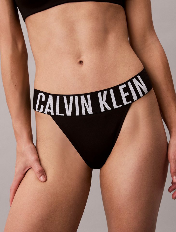 Calvin Klein Underwear String HIGH LEG THONG hoher Beinausschnitt, breiter Bund mit Logoschriftzug von Calvin Klein Underwear