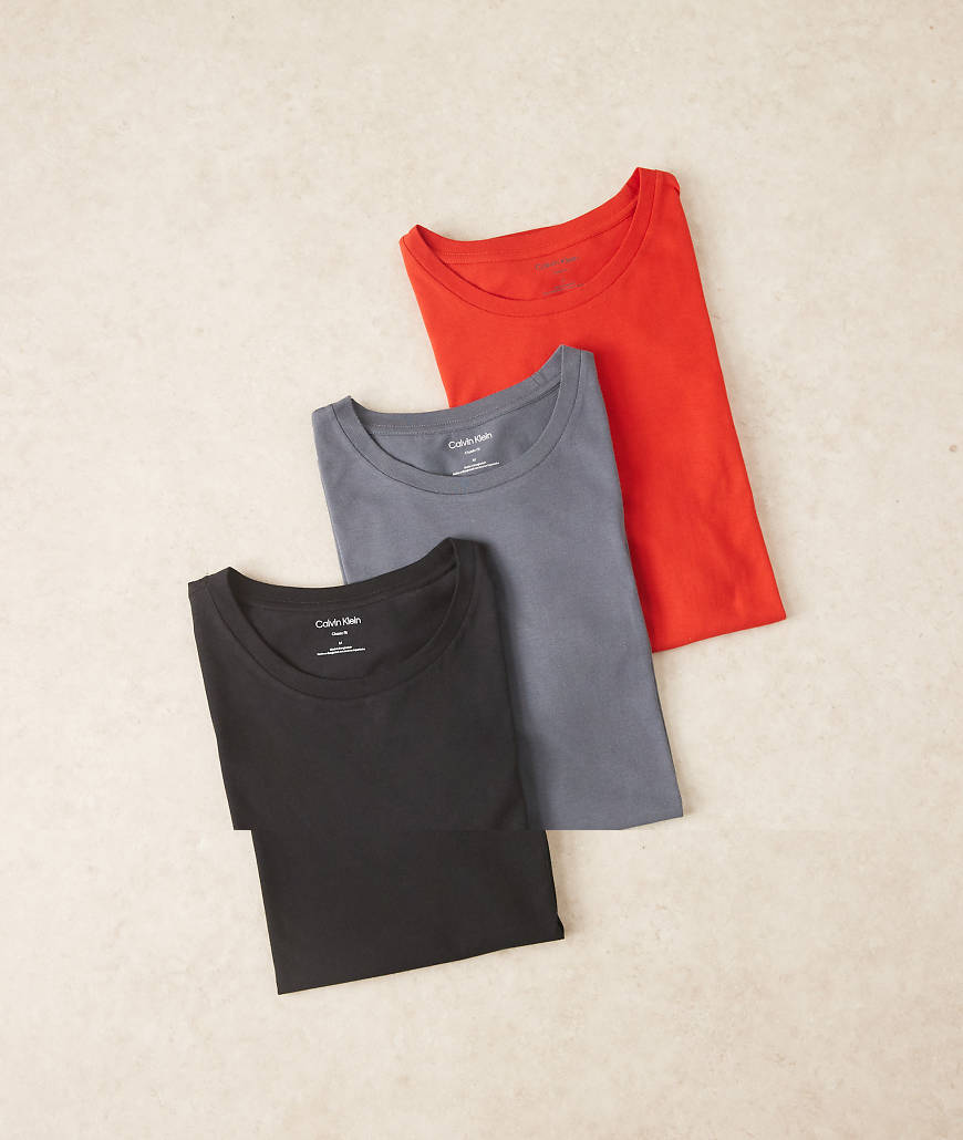 Calvin Klein - 3er-Pack T-Shirts in Schwarz/Grau/Rot-Bunt von Calvin Klein