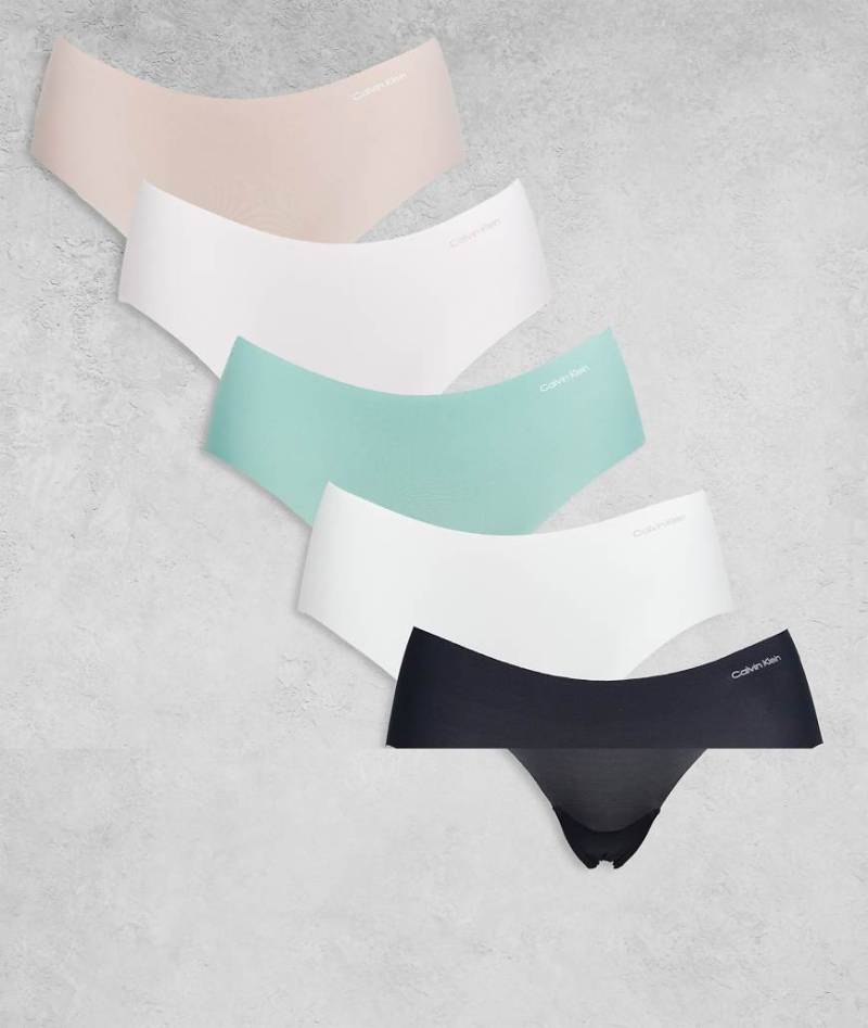 Calvin Klein - 5er-Pack sich nicht abzeichnende Bikinislips aus Mikrofaser in Beige, Schwarz und Mint-Bunt von Calvin Klein