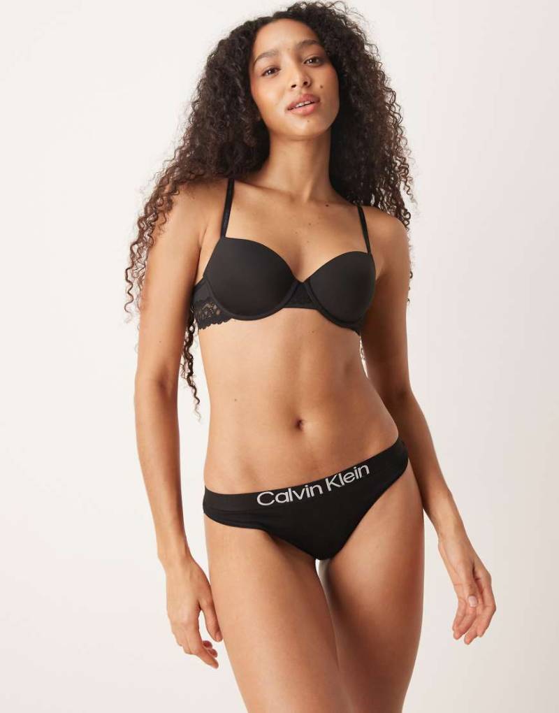Calvin Klein - CK - Baumwoll-Tanga in Schwarz von Calvin Klein
