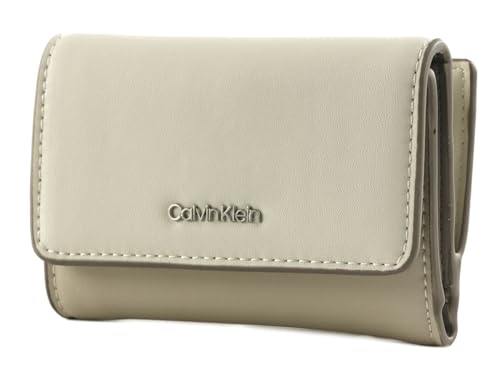 Calvin Klein CK Must Trifold SM Block Dk Ecru/Stony Beige/Medium Taupe von Calvin Klein