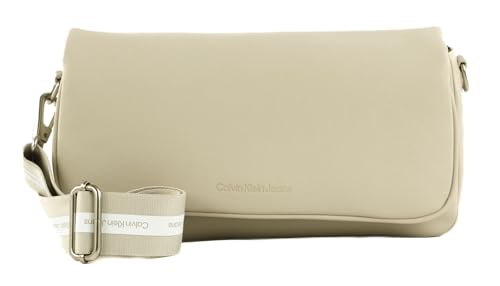 Calvin Klein CKJ Ultralight Convertible Flap Bag Eggshell von Calvin Klein