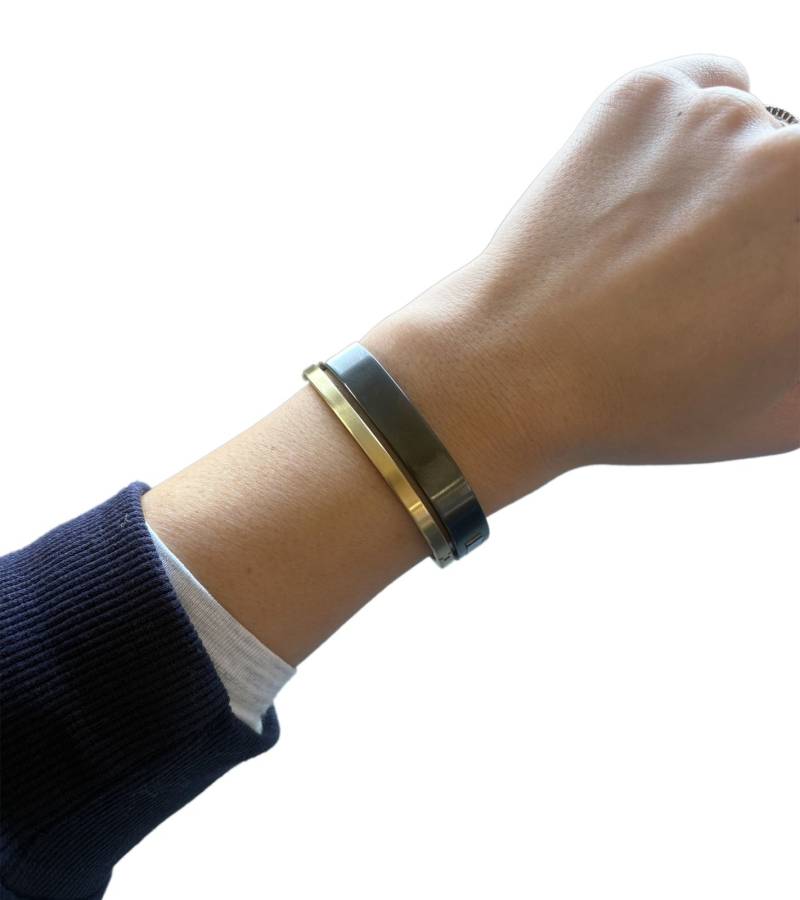 Calvin Klein Damen Armreif-Set im Zweiton-Design Edelstahl-Armband Schmuck KJ06JD2101 Dunkelgrau/Schwarz von Calvin Klein