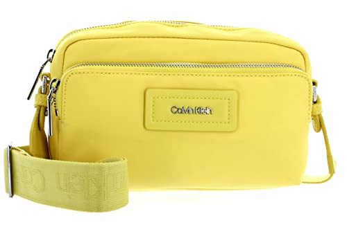 Calvin Klein Damen Ck Must Nylon Kameratasche Taschen, Citrus Glow von Calvin Klein