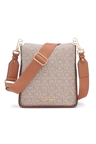 Calvin Klein Damen Fay North/South Small Crossbody, Mandel/Taupe/Karamell Calvin Klein Damen Fay North/South Small Crossbody, Mandel/Taupe/Karamell von Calvin Klein