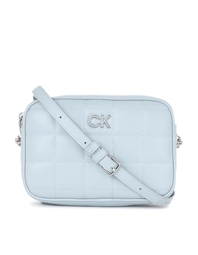 Calvin Klein Damen RE-Lock Quilt Camera Bag K60K610445 Taschen, Blau (Pearl Blue) von Calvin Klein